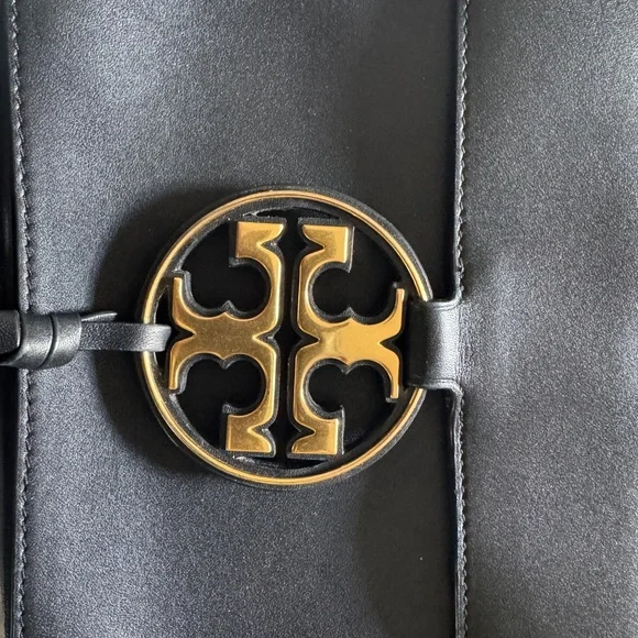 Tory Burch crossbody - Picture 5 of 8